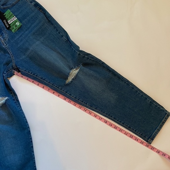 Buffalo David Bitton Kristy High Rise Distressed Mom Jeans - Picture 11 of 12